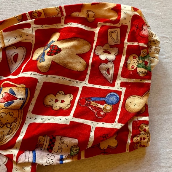 Custom Baking w/Grandma Christmas Gingerbread Set - Picture 5 of 16